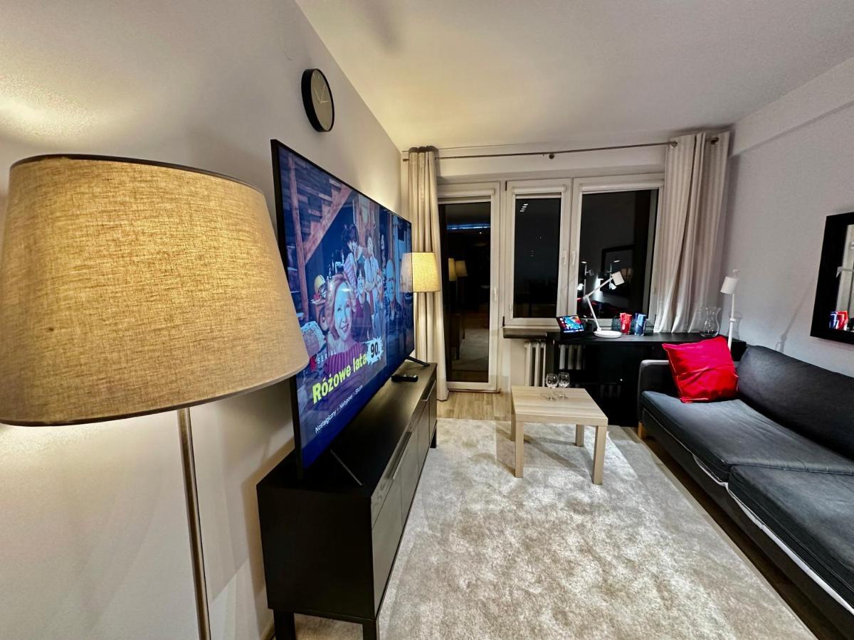 Decor 3 Metro Fast Wifi 1Gbs 80'Tv Hbo Disney Appletv 华沙 外观 照片